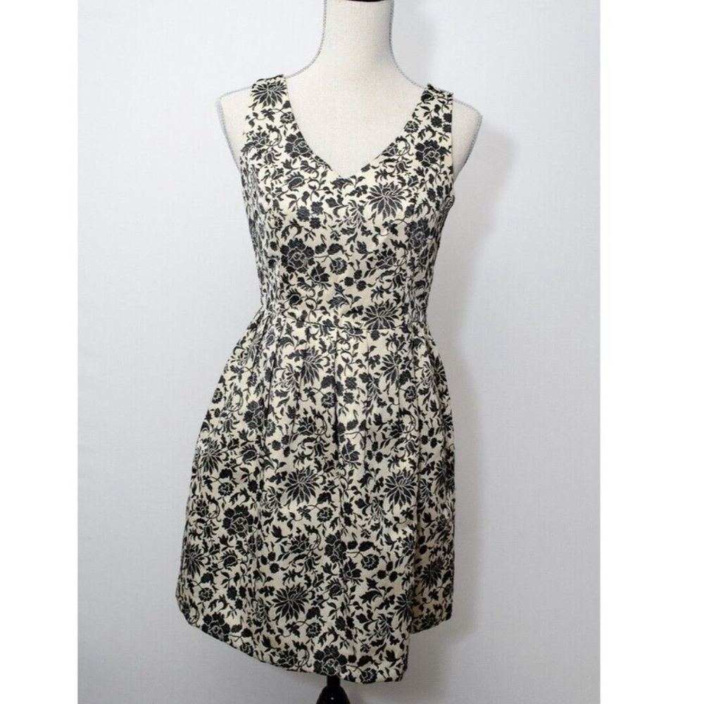 Jack Metallic Black and Cream Floral Mini Dress size 4